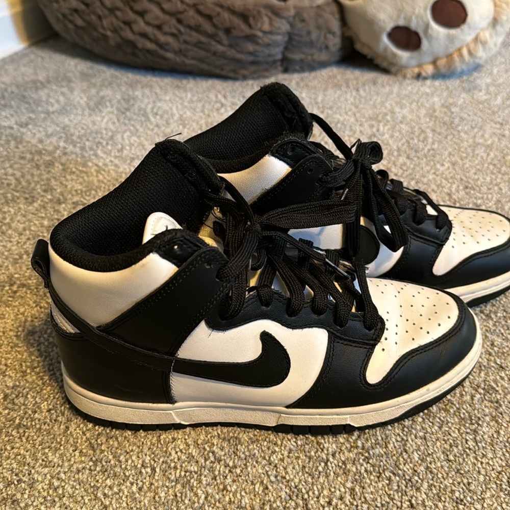 Nike high top panda Dunks